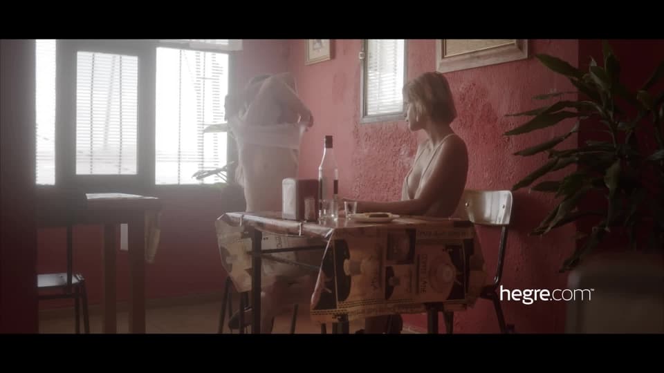 Xstory de sexe lesbien dans le désert