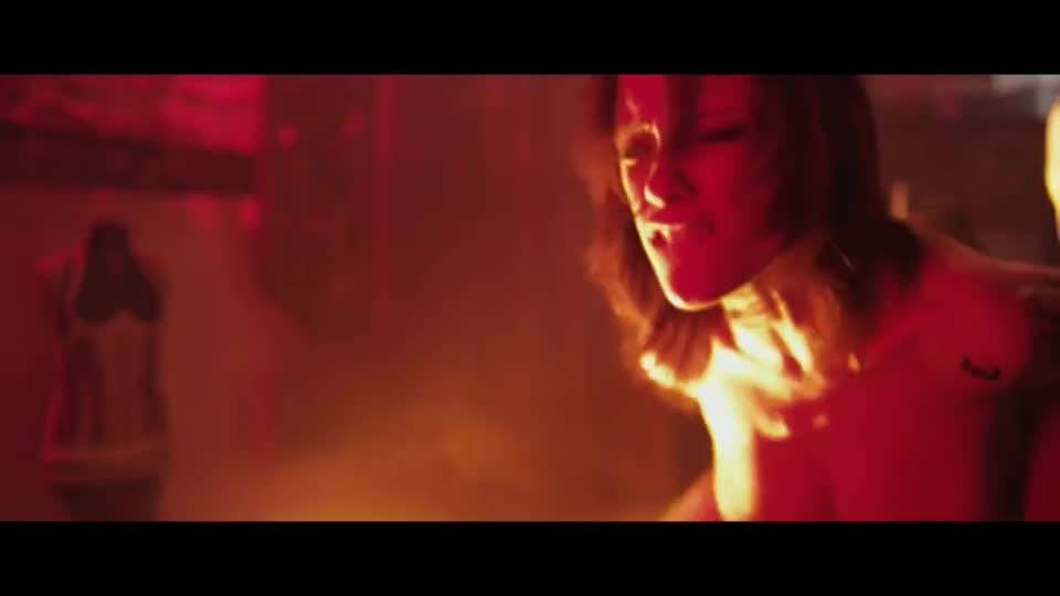 Le clip Selfie du rappeur Vlad avec Nikita Bellucci