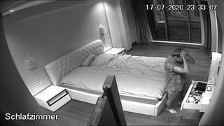 La coquine se masturbe solo